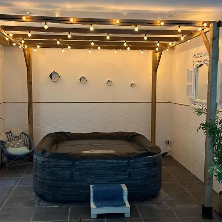 Superbe Privee Au Calme Avec Piscine Et Apartment *